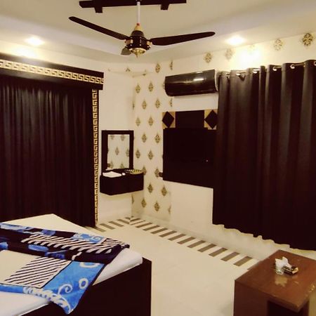 Hotel De Smart Multan Exterior foto