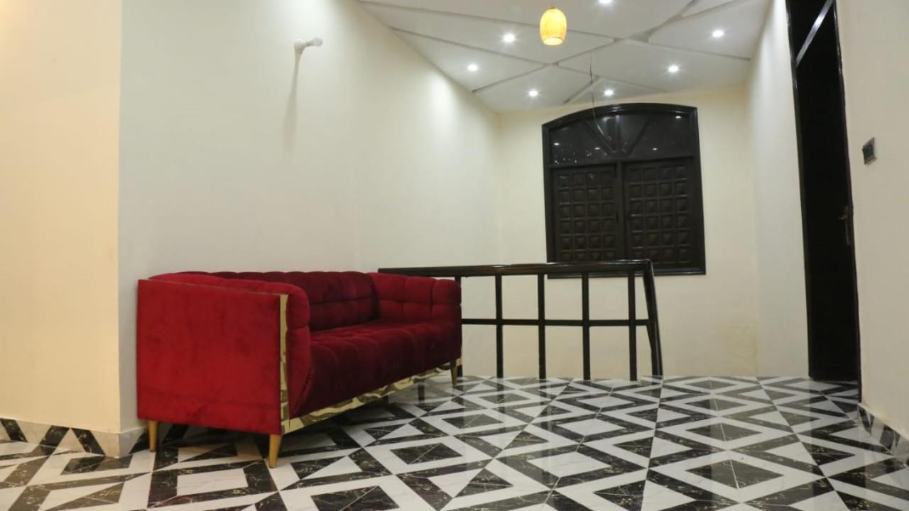 Hotel De Smart Multan Exterior foto