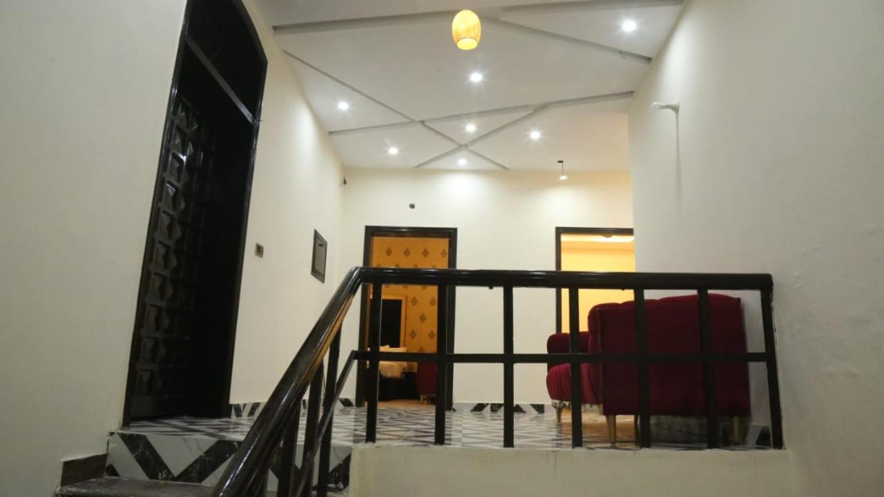 Hotel De Smart Multan Exterior foto
