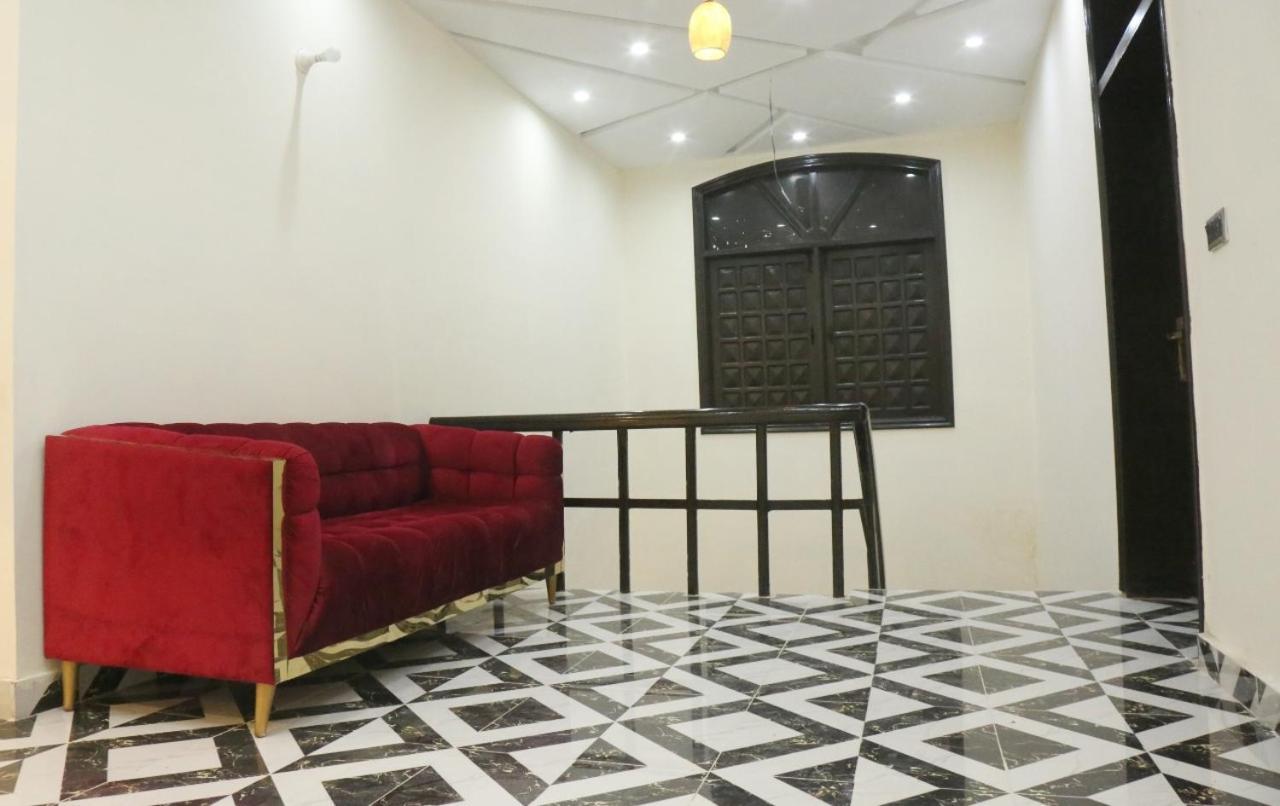 Hotel De Smart Multan Exterior foto