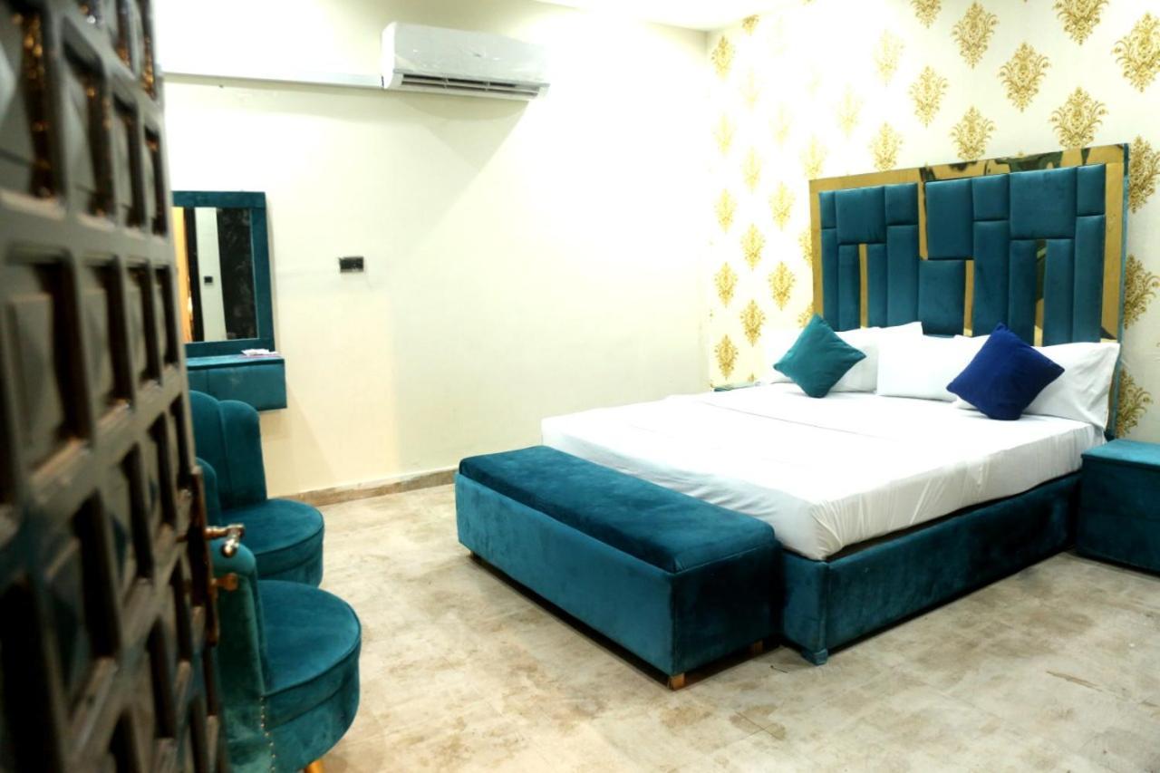 Hotel De Smart Multan Exterior foto