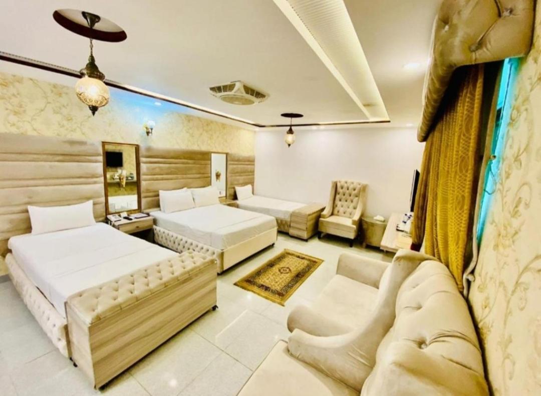 Hotel De Smart Multan Exterior foto